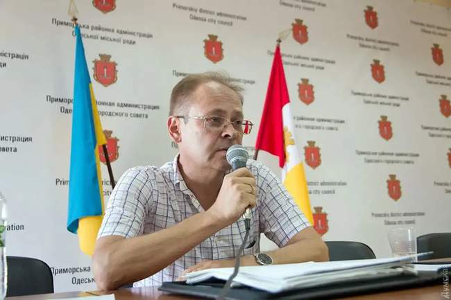 Trukhanov extends suspension of ex-director of architecture department